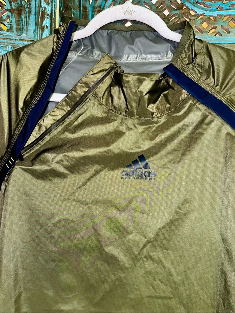 adidas lightweight windbreaker